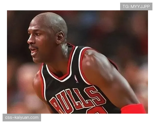 乔丹退役后还在每天5点起床练投篮？这自律也太离谱了